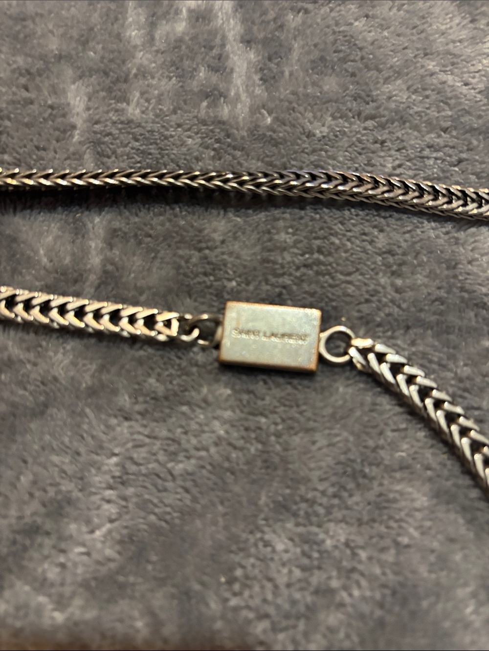 Saint Laurent Betty vintage Red Leather Crossbody Bag with Silver Chain - Picture 4 of 17